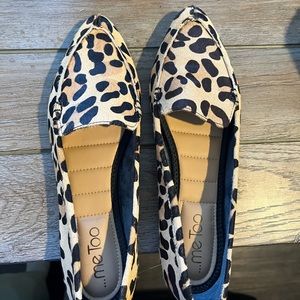 NWT or box Me Too leopard flats